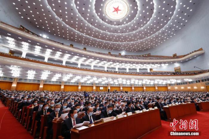 中国国务院对政府工作报告作出81处修改