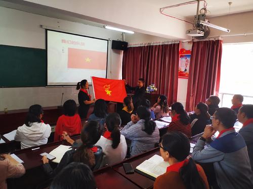 山东少先队学党史聚焦代际传承 优秀辅导员为少先队员引路