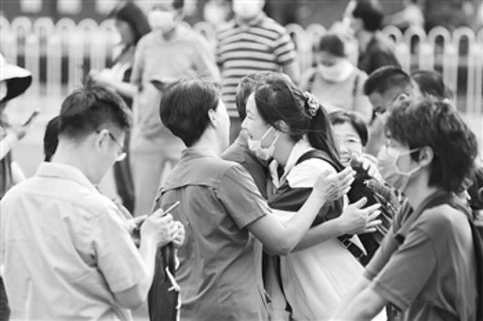 考后宣传“押中题”、“渠道”上学……当心这几类高考骗局，谨防入坑