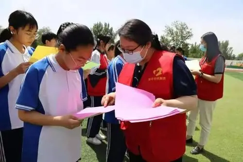 为青少年办实事 北京共青团服务覆盖十万人次