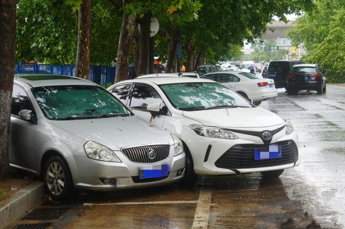汽车被暴雨淹了，保险赔不赔？ 这样做，不赔！
