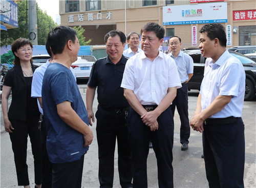聊城市人大常委会来东昌府区检查《聊城市文明行为促进条例》贯彻落实情况