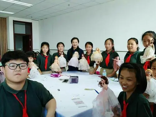 中小学生开展职业体验 职业教育大有可为