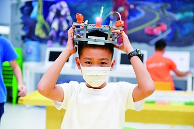 课余时间充足了 校外服务如何跟上