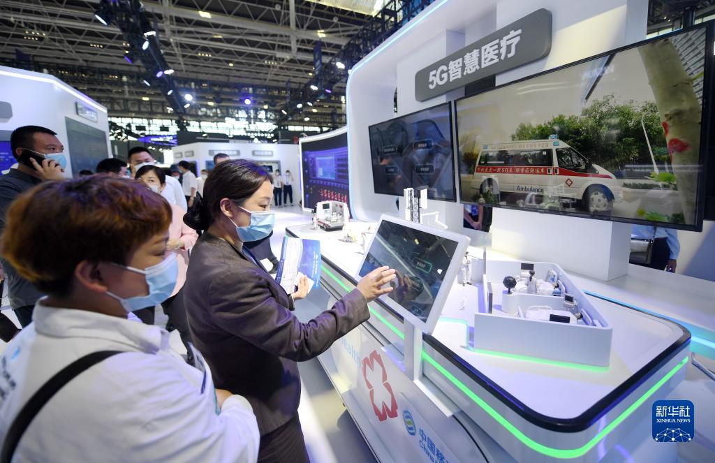数字经济红利惠及百姓生活——打卡2021中国国际数字经济博览会
