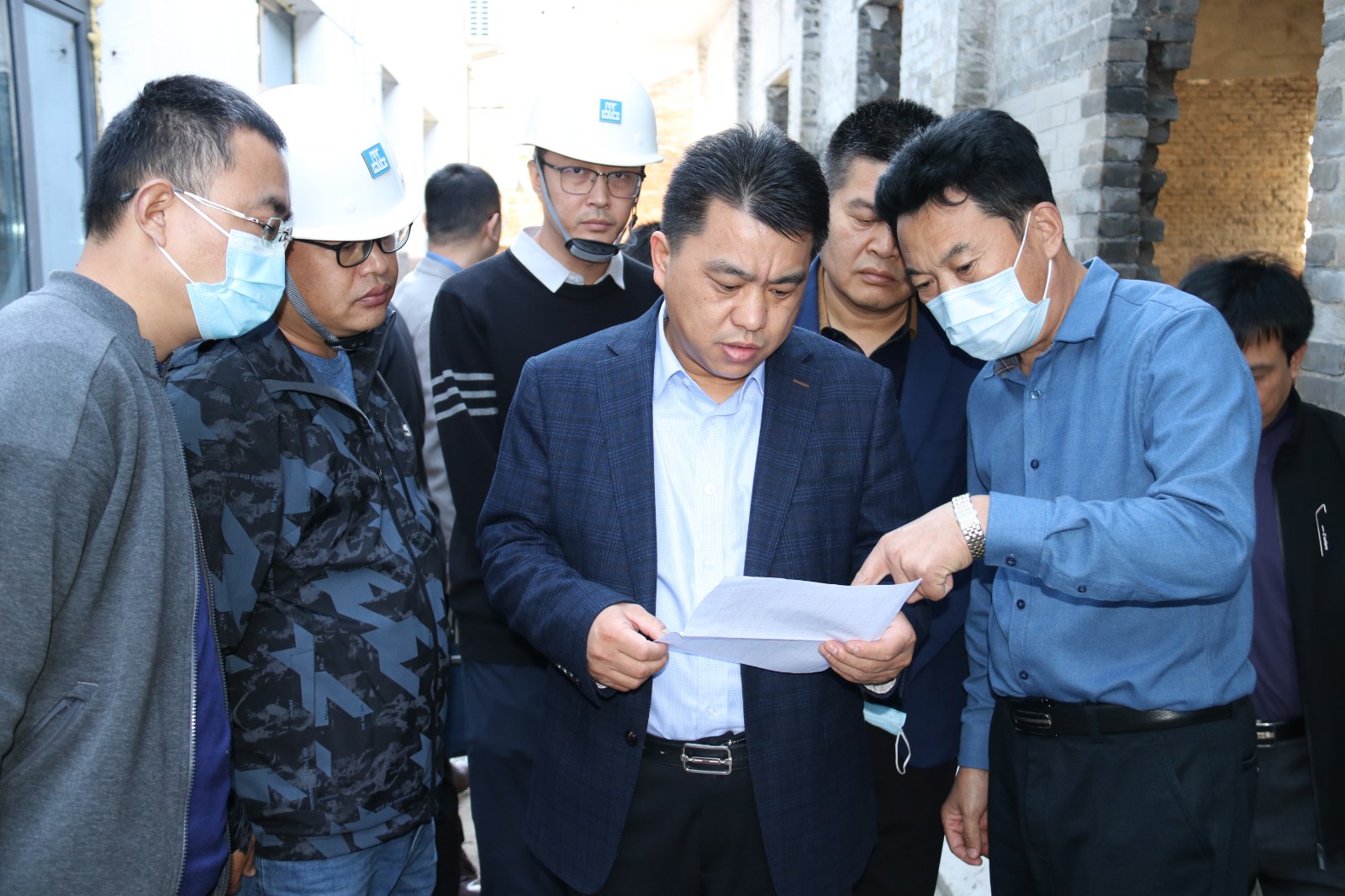 巴海峰督导调研历史文化名城保护与整改工作