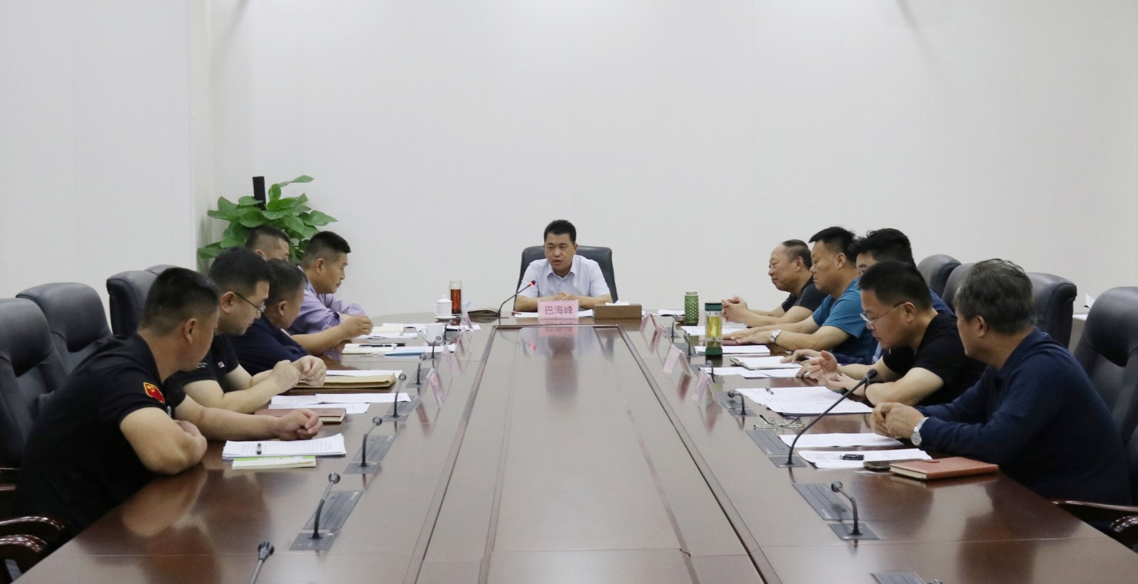 东昌府区委副书记、区长巴海峰调度全区城市建设重点项目工作