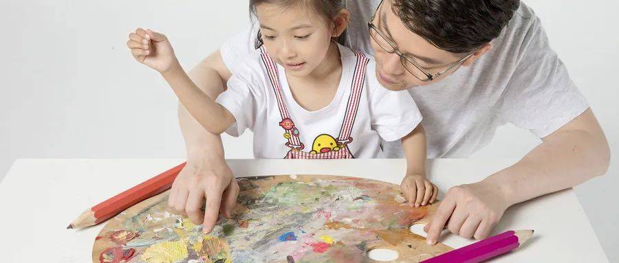 家庭教育促进法出台 传统“家事”上升为重要“国事”