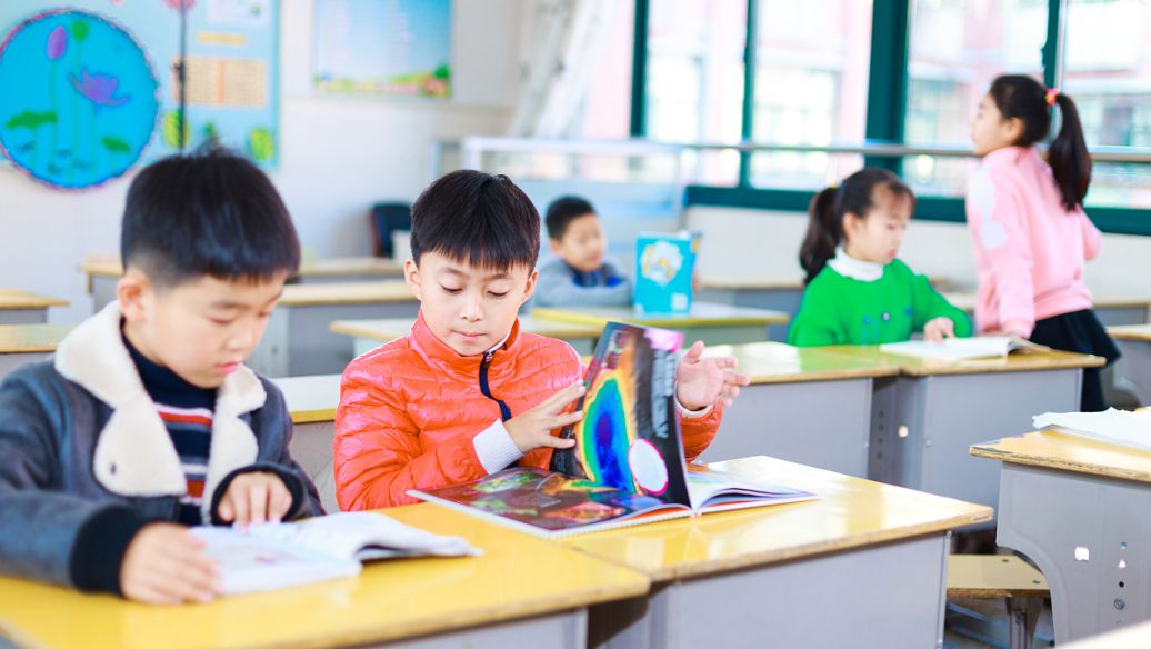 教育部：线下学科类培训机构压减率超过40%