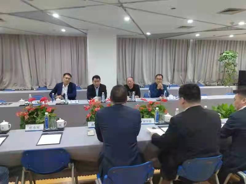 东昌府区委副书记、区长巴海峰会见上海市浙江商会执行副会长、上海悦来港集团董事长杜利峰