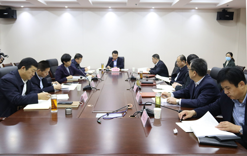 东昌府区政府党组理论学习中心组开展集体学习研讨