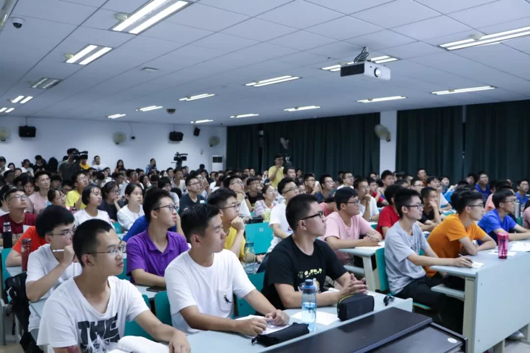 84位新院士的“入院第一课”