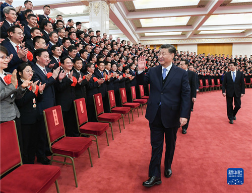 习近平会见平安中国建设表彰大会代表 李克强王沪宁韩正参加会见