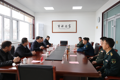 马军权 江绍华走访慰问驻聊部队官兵和消防救援人员