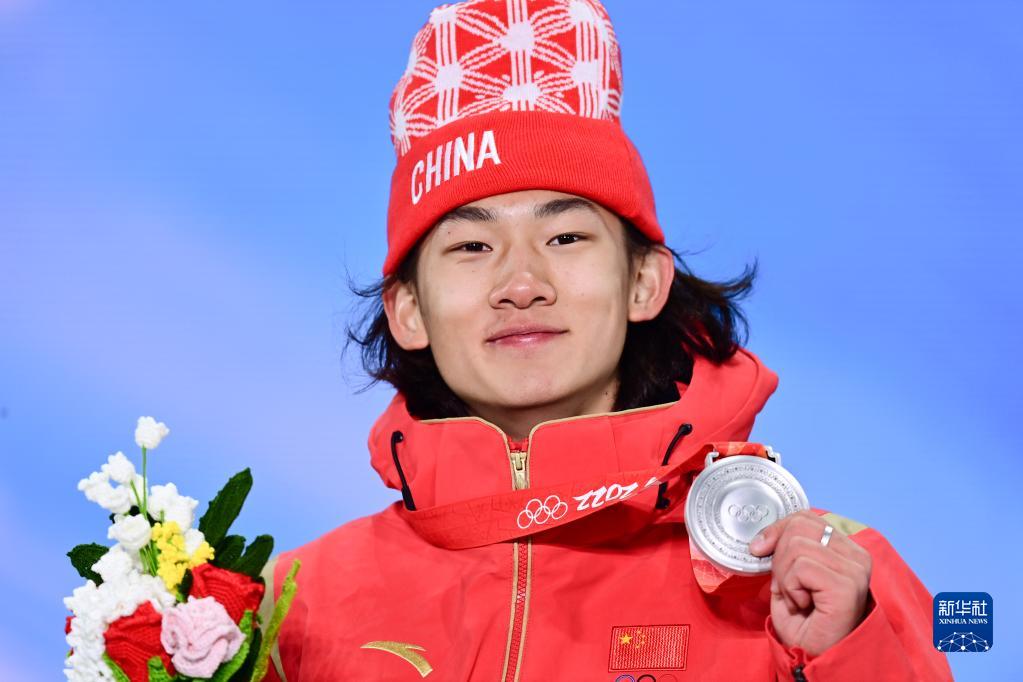 体育时评：从苏翊鸣到谷爱凌，这就是中国青年