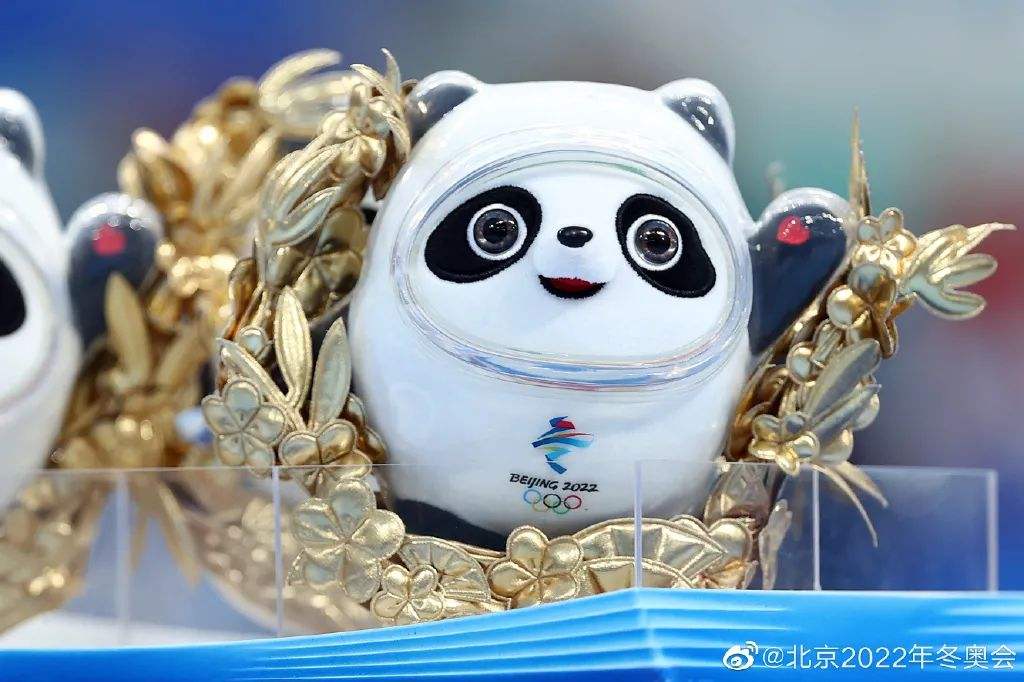“冰壳”产能将增加30多倍，你的“冰墩墩”已经在路上了