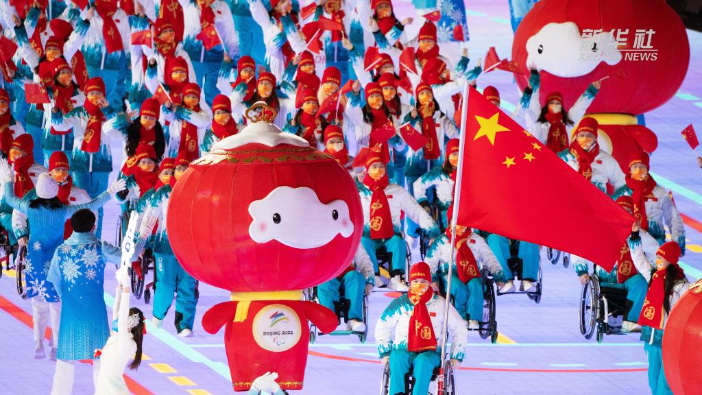 生命绽放 演绎精彩