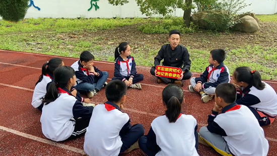 一“站”多用 构建“团”聚青年新阵地