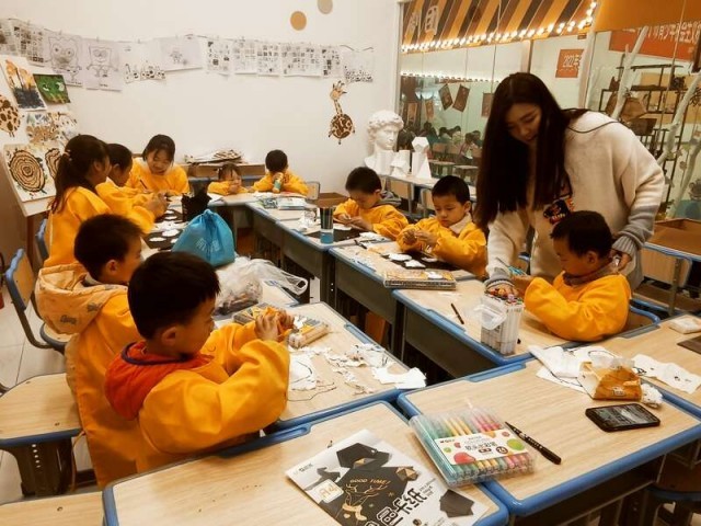 云南：3500余名寒假返乡大学生参加“团团陪伴”服务家乡少年