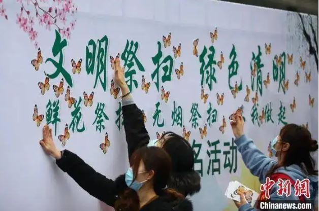 健康码“扫码登记”是法定义务？到店不扫码算“隐瞒行程”吗？法律专家解读