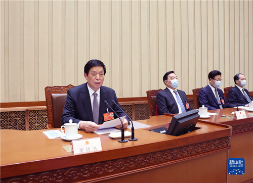十三届全国人大五次会议主席团举行第四次会议