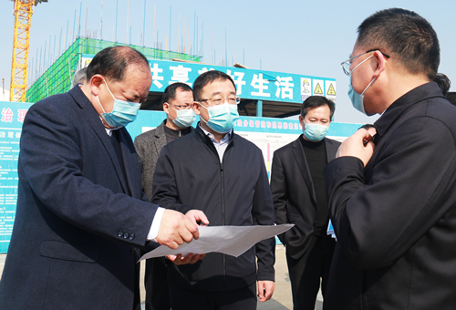 坚持精准定位 加快建设进度  江绍华现场督导重点项目工作进展情况