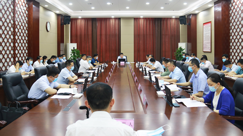 马军权主持召开​东昌府区委常委会会议