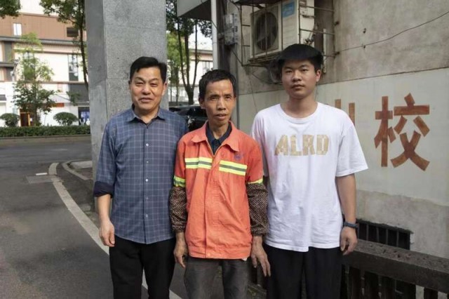 高考前夕，这个高三学生提前完成一场“大考”