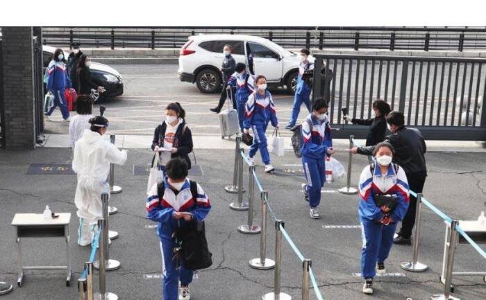 高考进入倒计时，滞留外地的考生怎么办？