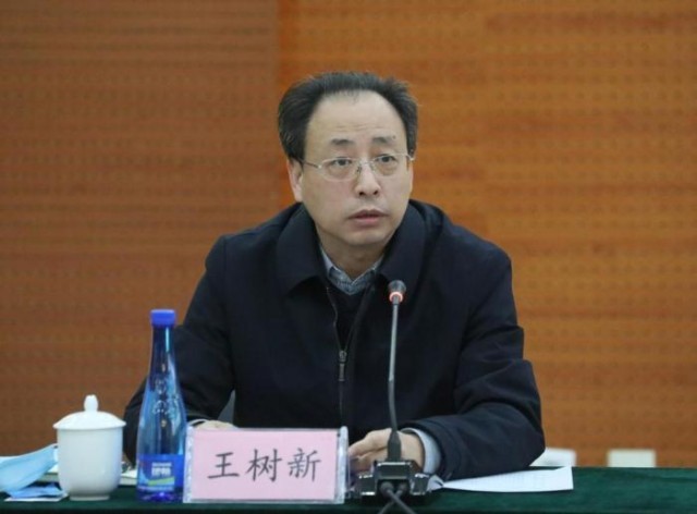 高校人事调整密集，“院士校长”现象颇受关注