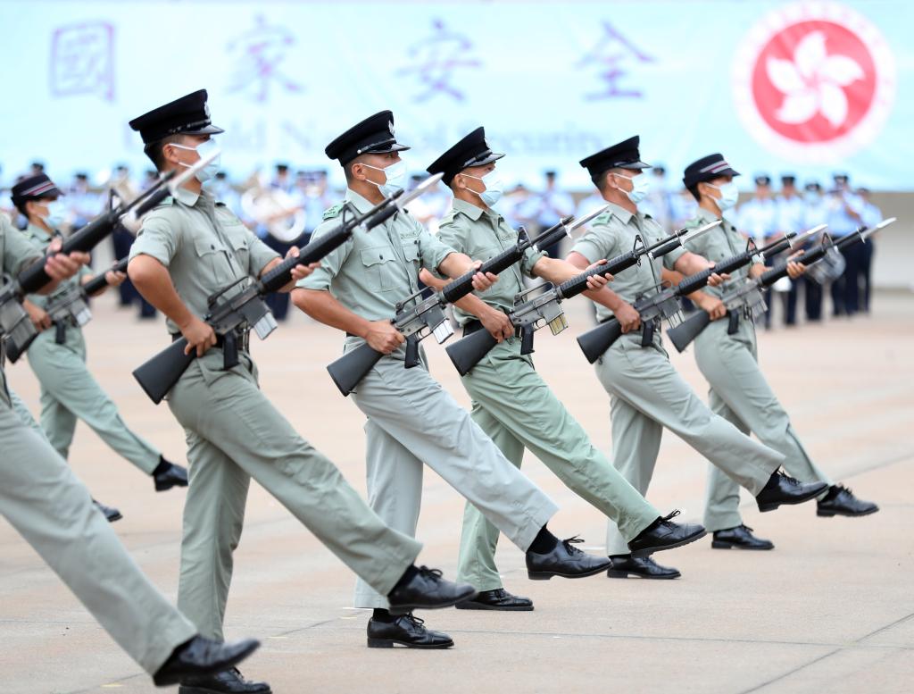 香港回归祖国25周年·人物丨“我真想用中式步操升一次旗！”