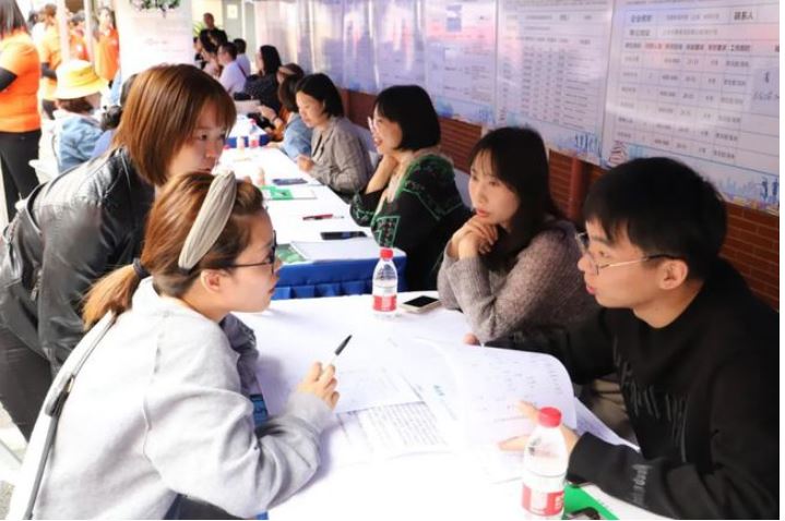 高职“就业困难户”：尽快就业是硬道理——团干部帮扶大学生就业经验谈