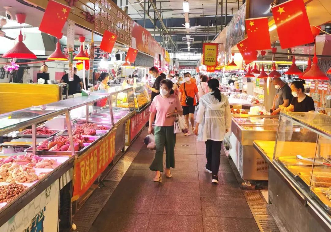 城市“烟火气”加速回归 为服务业恢复发展按下“快进键”