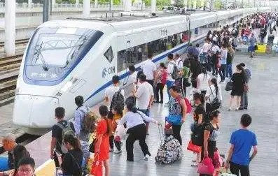 暑运开启 交通运输市场持续回暖
