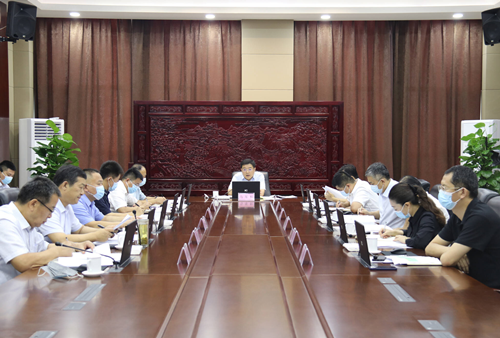 东昌府区委书记马军权主持召开区委常委会会议