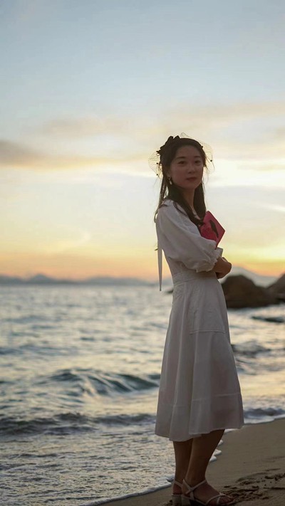鸡窝里的女博士