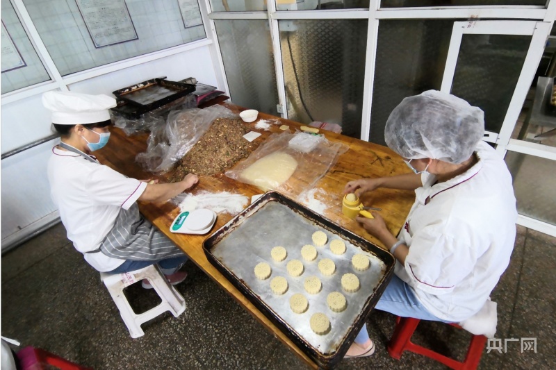 万物皆可“醋”！山西老醋月饼销售火爆