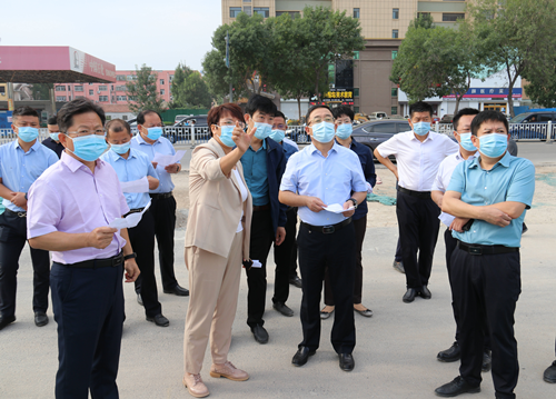 坚持问题导向 逐项查缺补漏 强化督导检查  东昌府区委副书记、区长江绍华督导深化全国文明城市创建工作