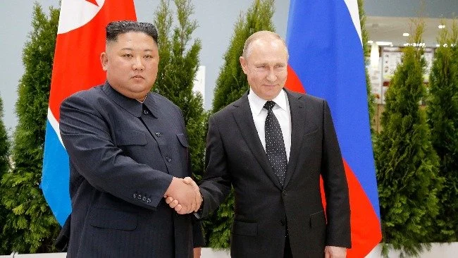 普京向金正恩致贺电
