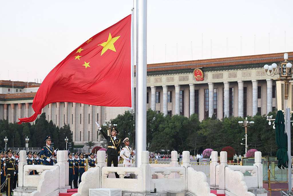 天安门广场国旗的由来与变迁