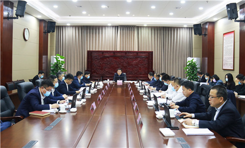 东昌府区委常委会召开扩大会议 传达学习党的二十大和二十届一中全会精神 迅速兴起学习宣传贯彻党的二十大精神热潮  深刻领悟“两个确立”的决定性意义坚决做到“两个维