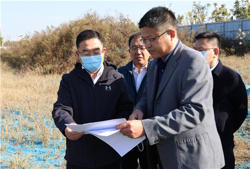 江绍华调研重点项目建设情况