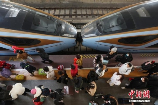 春节出行旅游暖意足，中国经济社会活力加速恢复