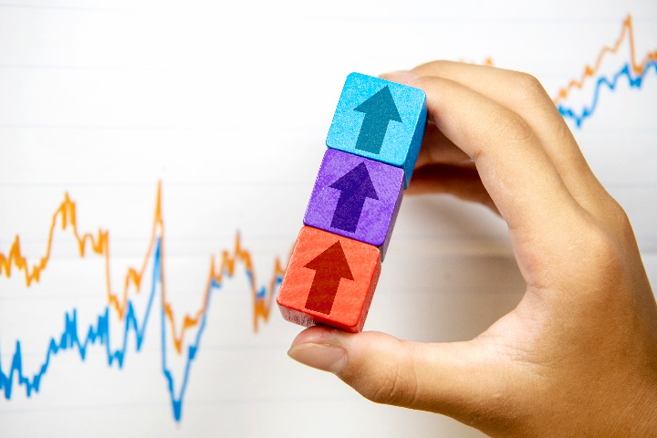 我国服务贸易保持较快增长 2022年网络零售市场同比增长4%