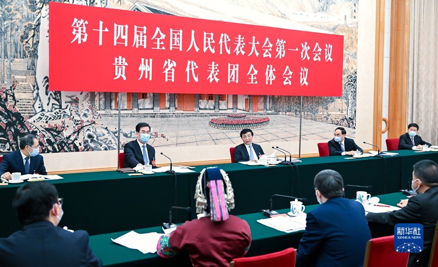 王沪宁在参加贵州代表团审议时强调 全面贯彻习近平新时代中国特色社会主义思想和党的二十大精神 奋力谱写多彩贵州现代化建设新篇章