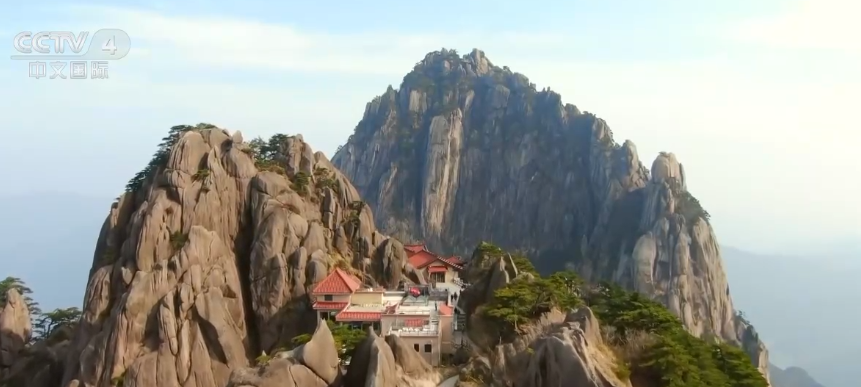 中国旅游市场回暖 各地出台优惠措施助力旅游市场发展