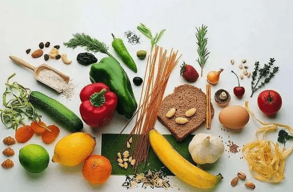 春季科学养生，四类食物多吃，三类食物少吃！