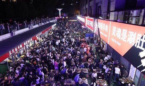 淄博烧烤现象级出圈，带来哪些思考
