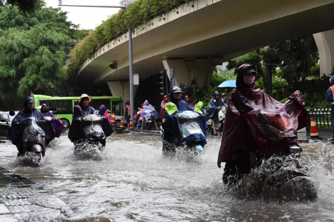 暴雨预警！江南华南等部分地区有大到暴雨 广东福建有大暴雨