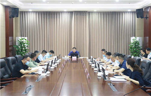 东昌府区委常委会召开会议